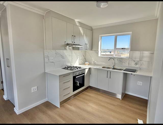 2 BEDROOM APARTMENT TO LET IN SUNNINGDALE